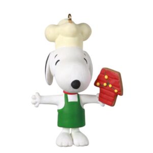 Mini The Peanuts Gang Baker Snoopy Ornament